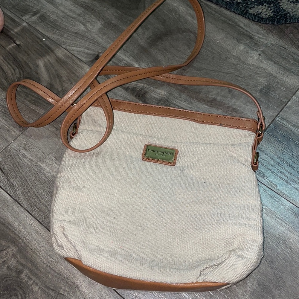 Tommy Hilfiger purse